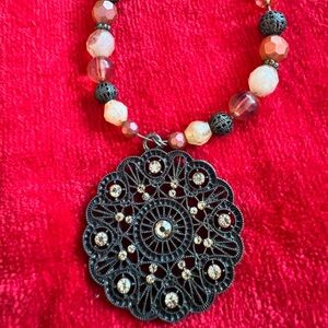 Elegant Black and Gold Pendant Necklace